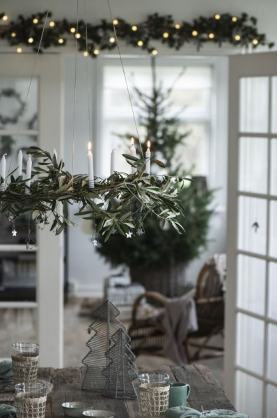 IB Laursen schmale Kerzen 10 Stk. H 10cm